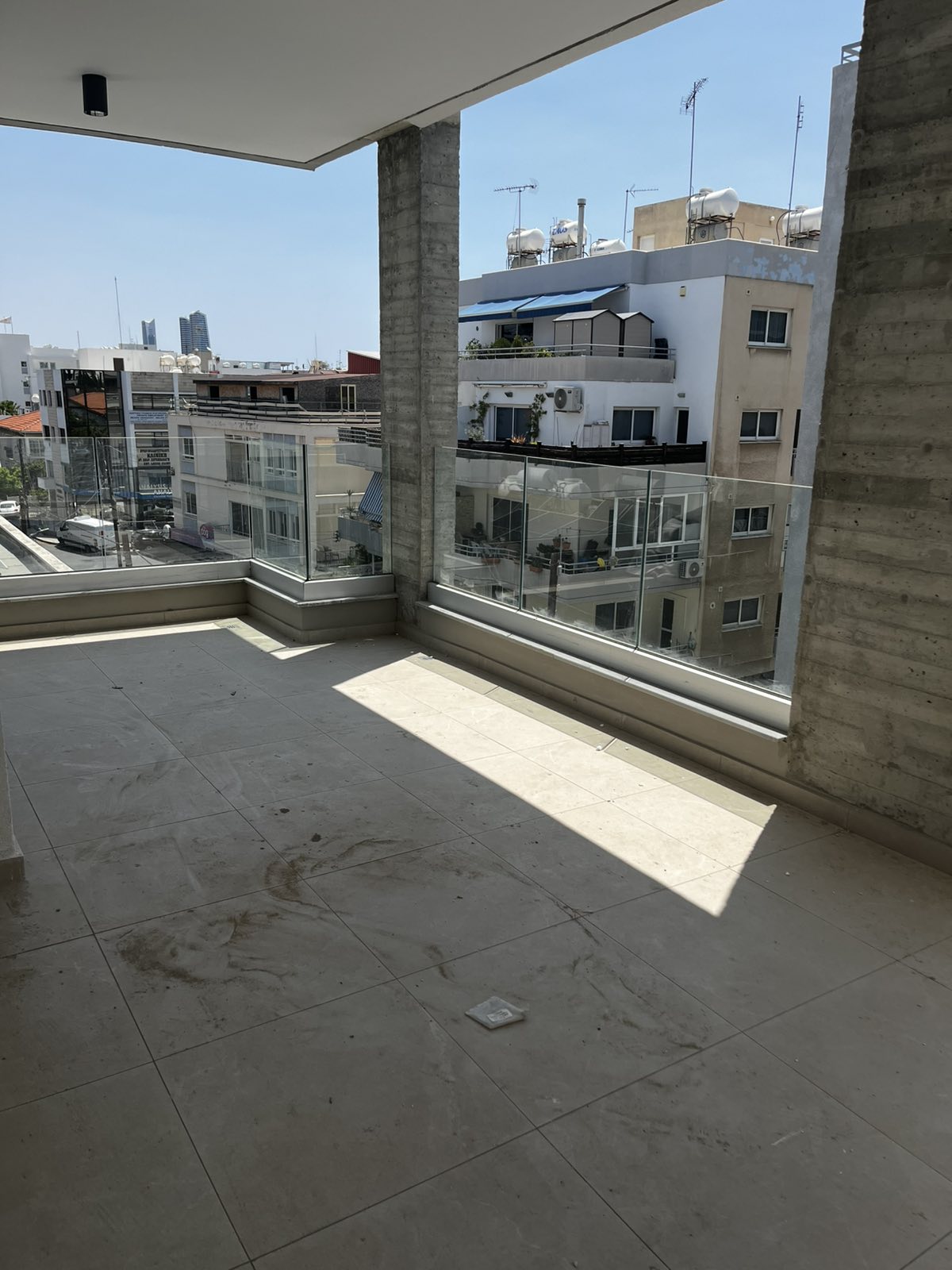 ΠΩΛΕΙΤΑΙ ΕΤΟΙΜΟΠΑΡΑΔΟΤΟ ΚΑΙΝΟΥΡΓΙΟ ΔΙΑΜΕΡΙΣΜΑ ΕΝΟΣ ΥΠΝΟΔΩΜΑΤΙΟΥ ΣΤΗΝ ΑΓΙΑ ΖΩΝΗ – ΛΕΜΕΣΟΣ – ID 002198896